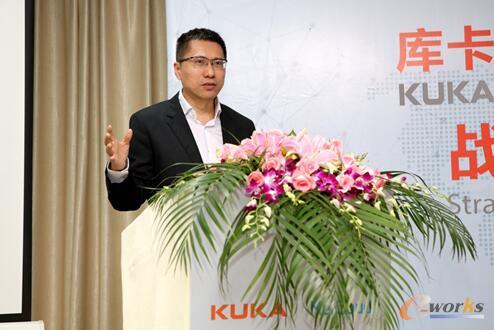 美的集团董事副总裁兼库卡集团监事会主席顾炎民致辞